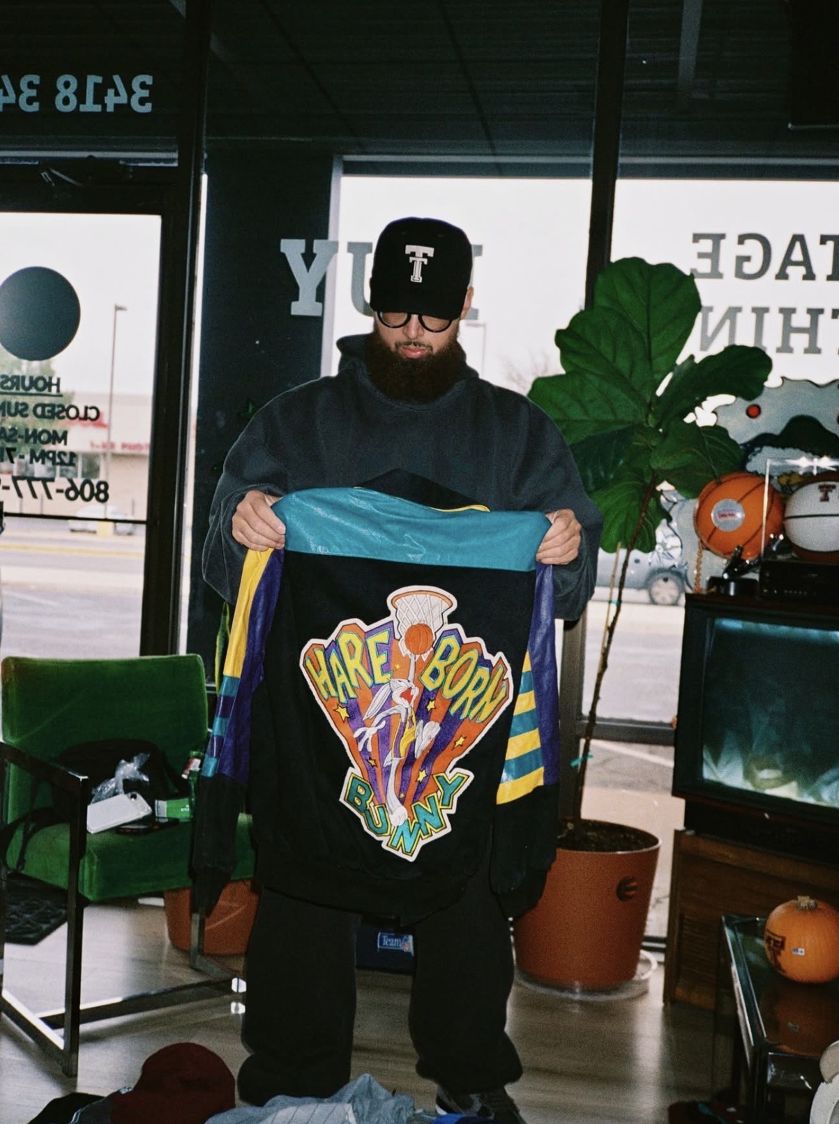 Izzy Money Vintage Clothing in Lubbock, TX