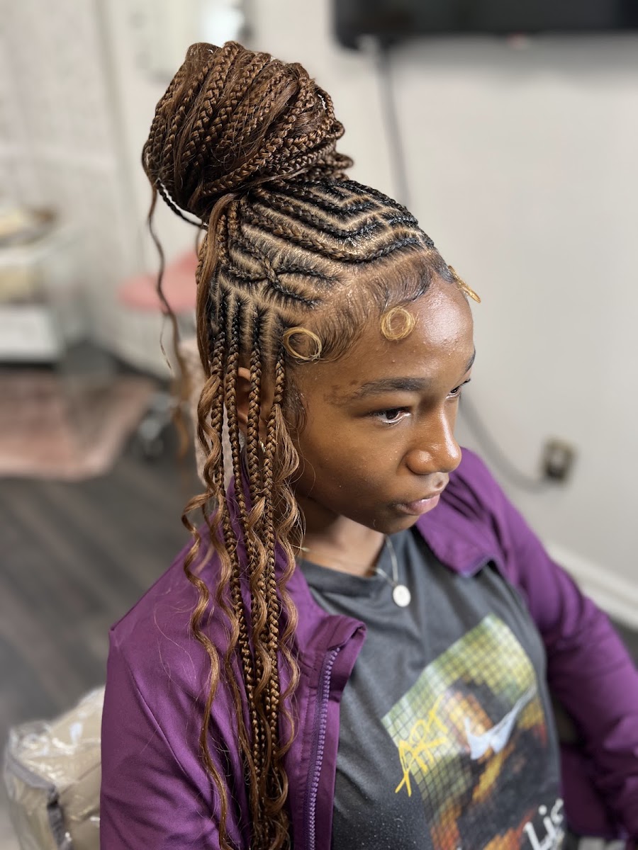 The Stage Beauty Bar, By Hollywood Johnson in Gastonia, NC (4)
