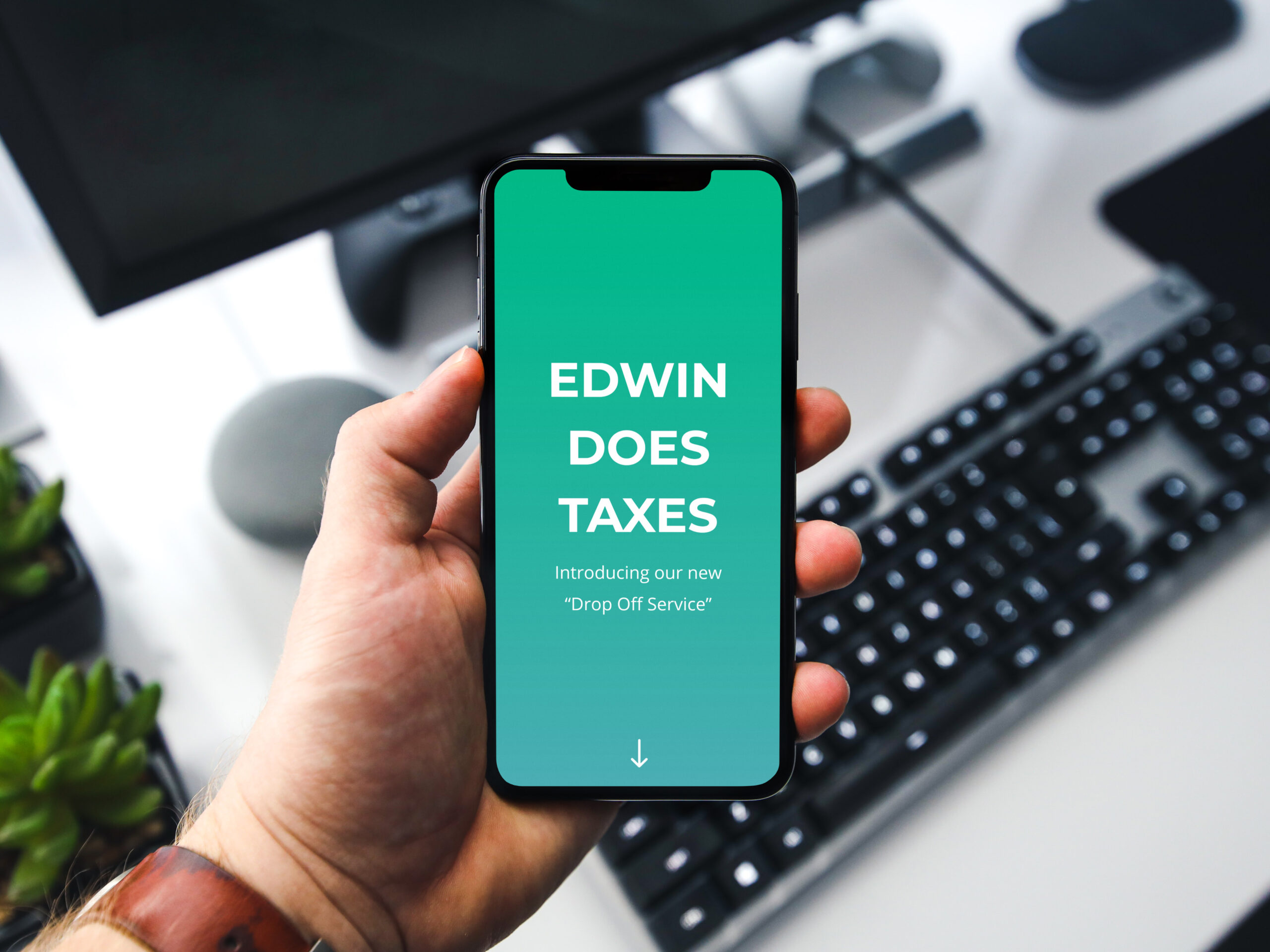 Edwin Does Taxes in Downey, CA