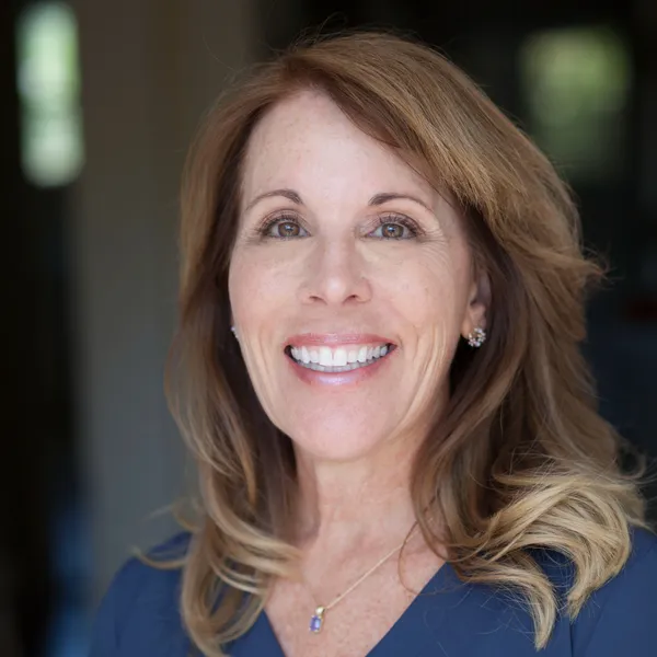 Tiffany Knef, Realtor @ Compass RE DRE # 01261601 in Sonoma, CA (2)