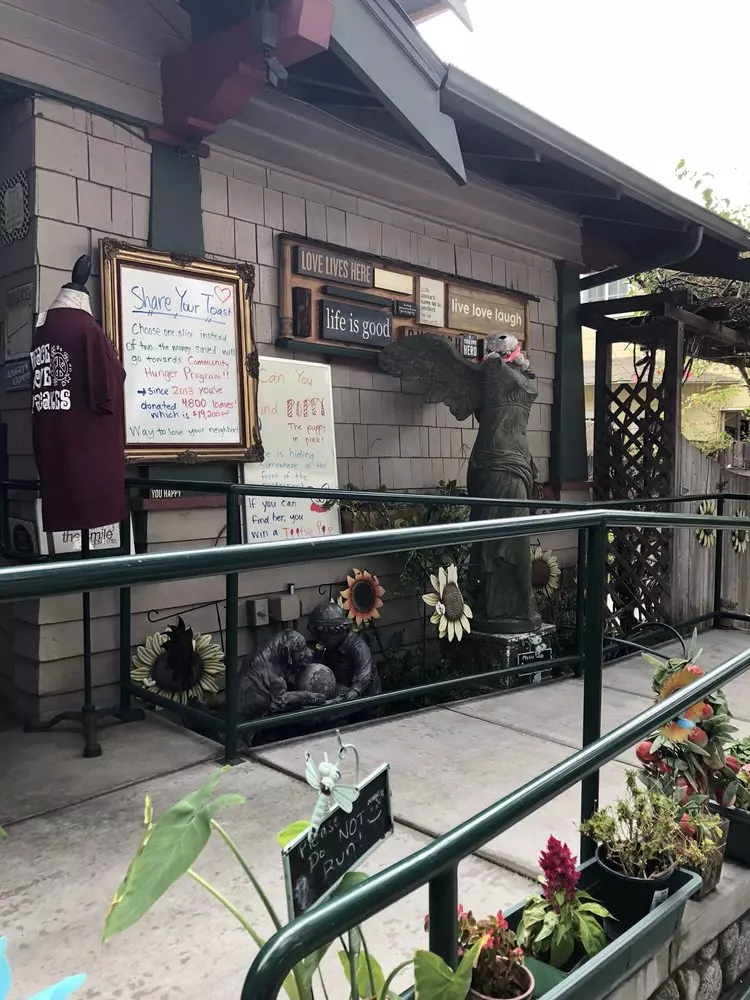 Molly's Souper in Upland, CA