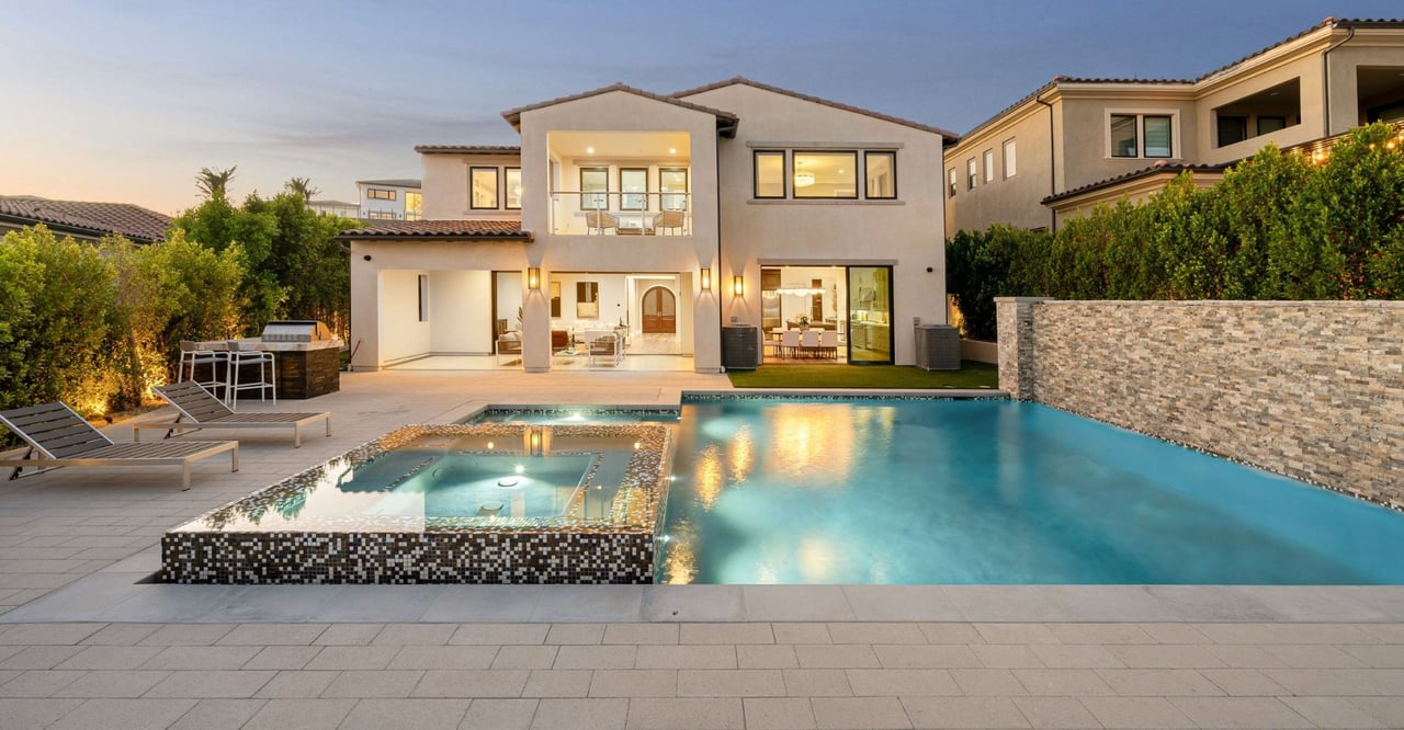 McKenna Pautsch | Compass, REALTOR in Dana Point, CA (5)