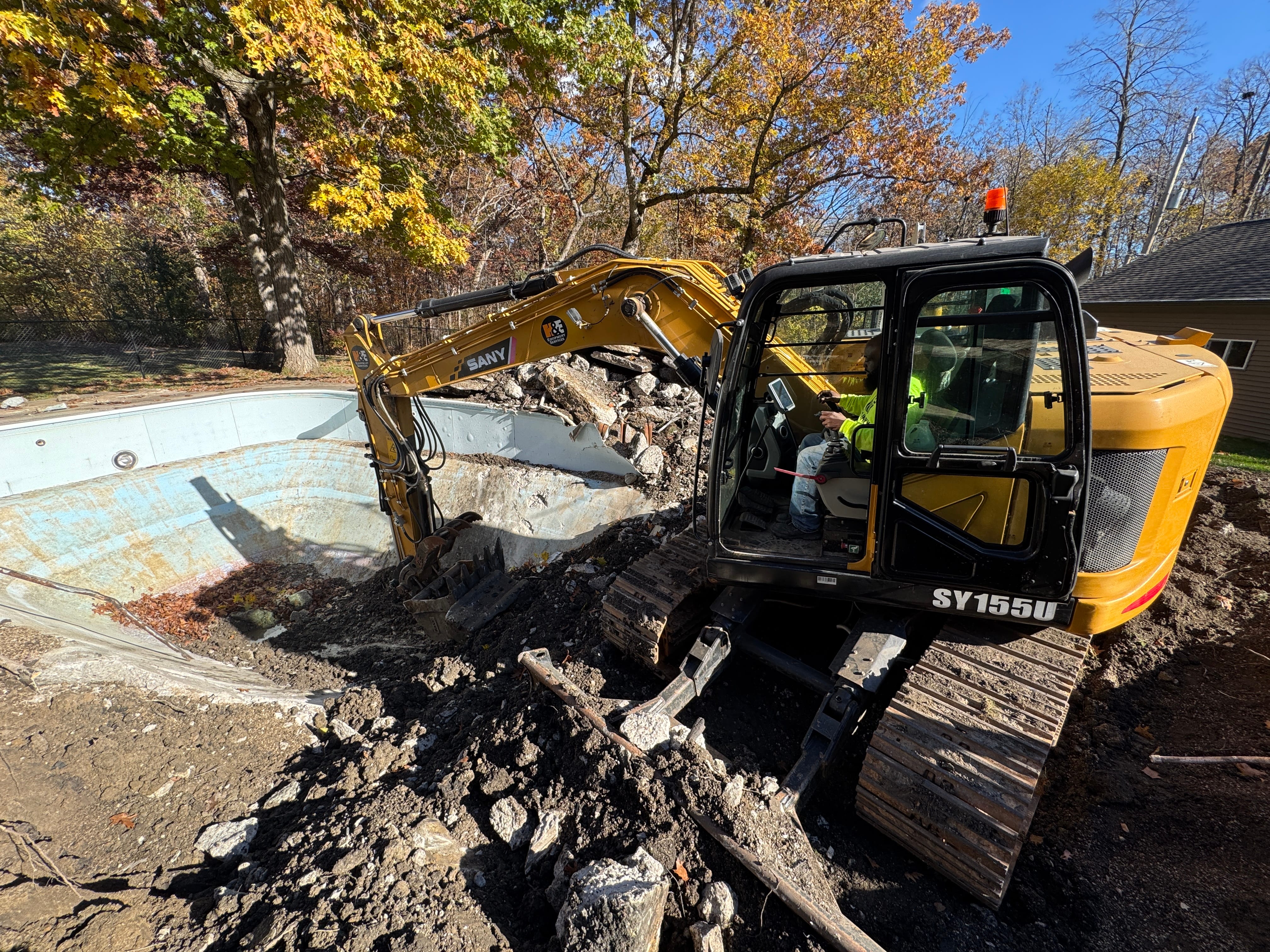 UJUNKY Demolition in South Milwaukee, WI (3)