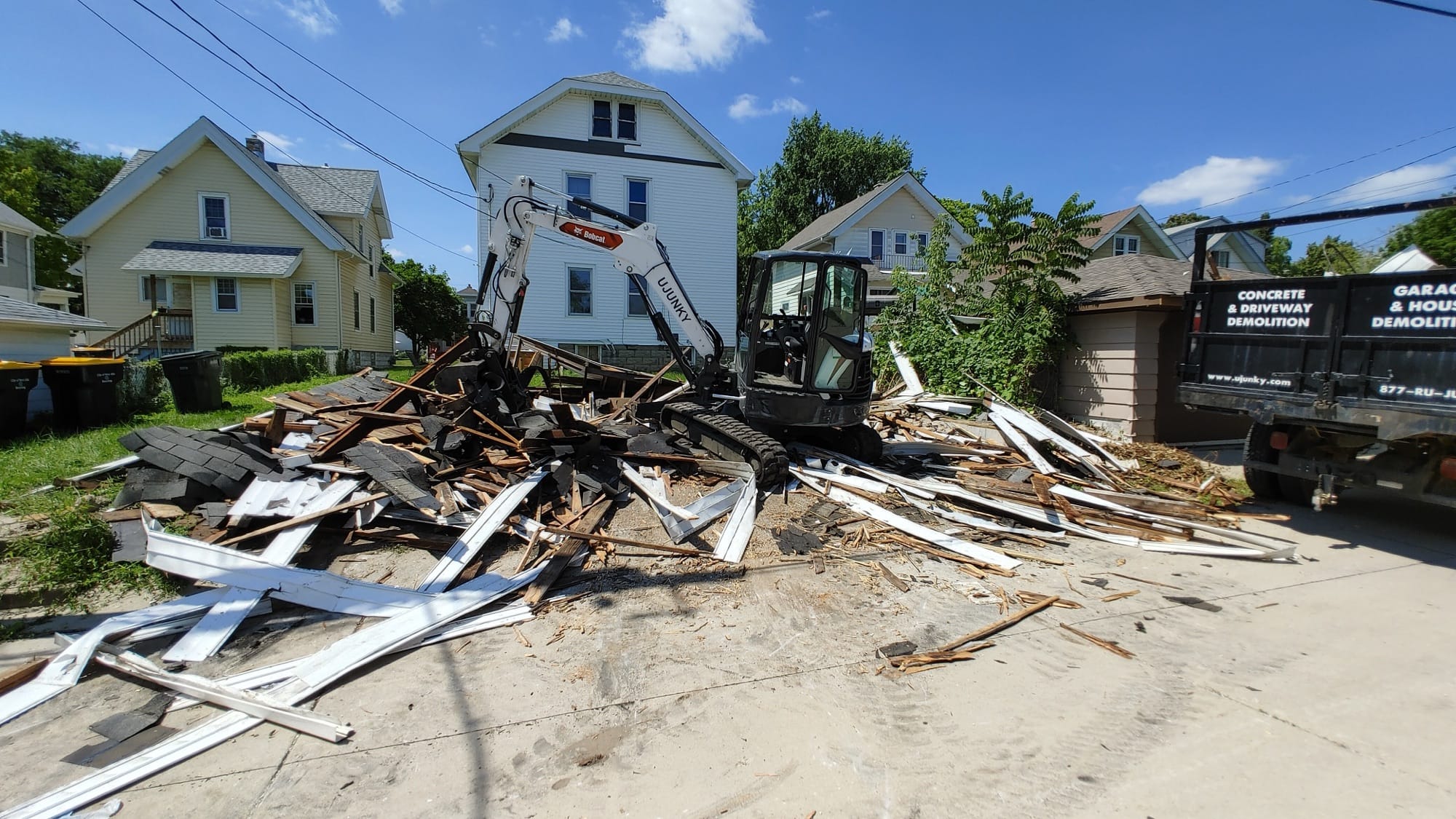 UJUNKY Demolition in South Milwaukee, WI (6)