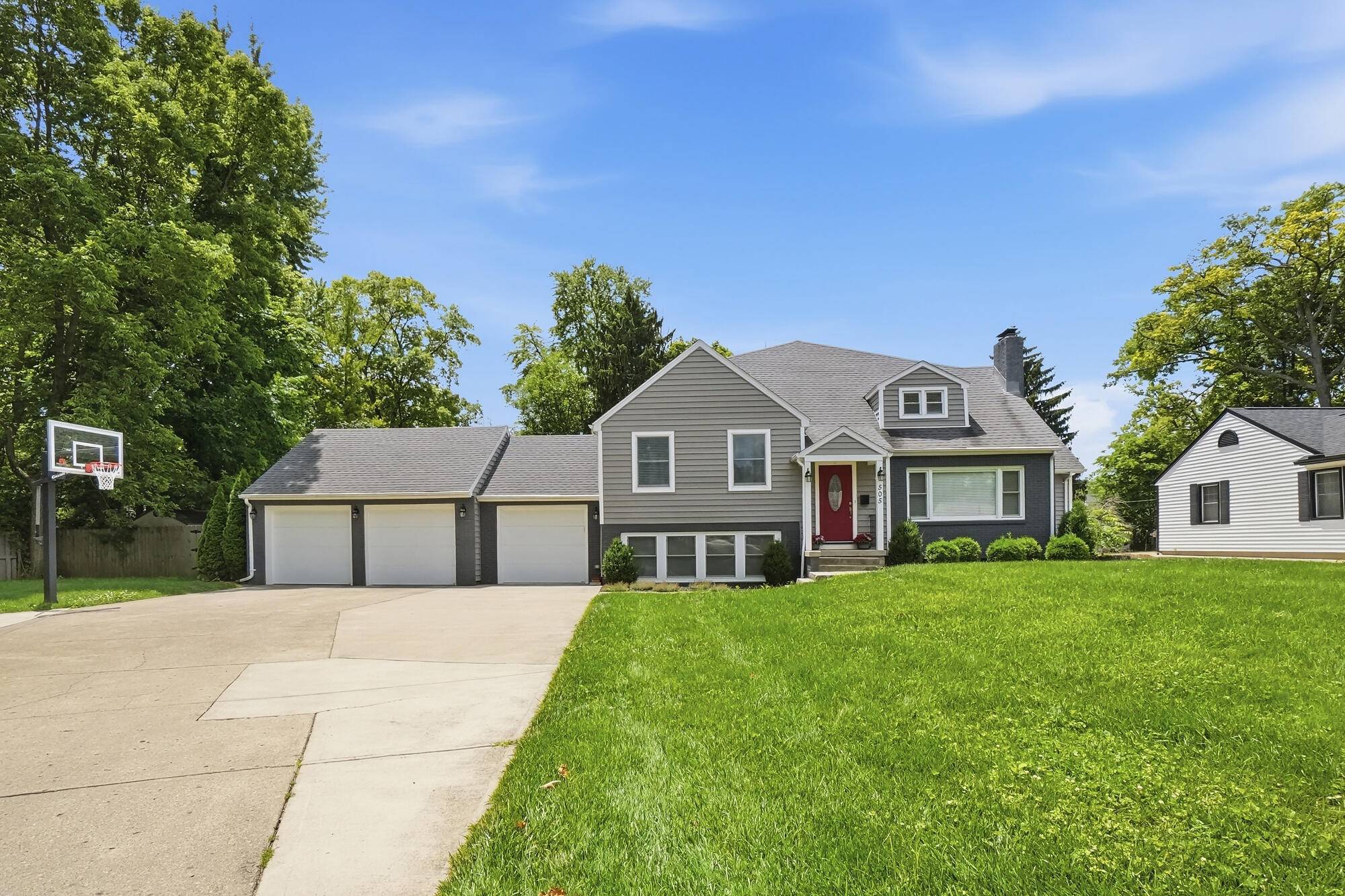 Jaime Florence, Realtor, Coldwell Banker Heritage in Enon, OH (3)