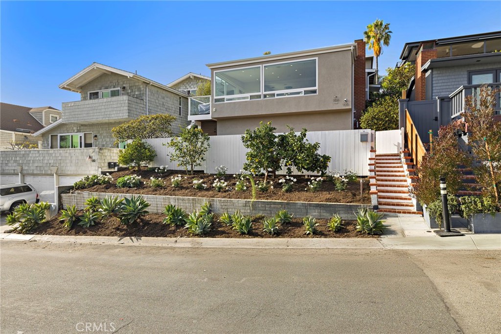 Ballesteros Real Estate Group | Coldwell Banker in Laguna Beach, CA (5)