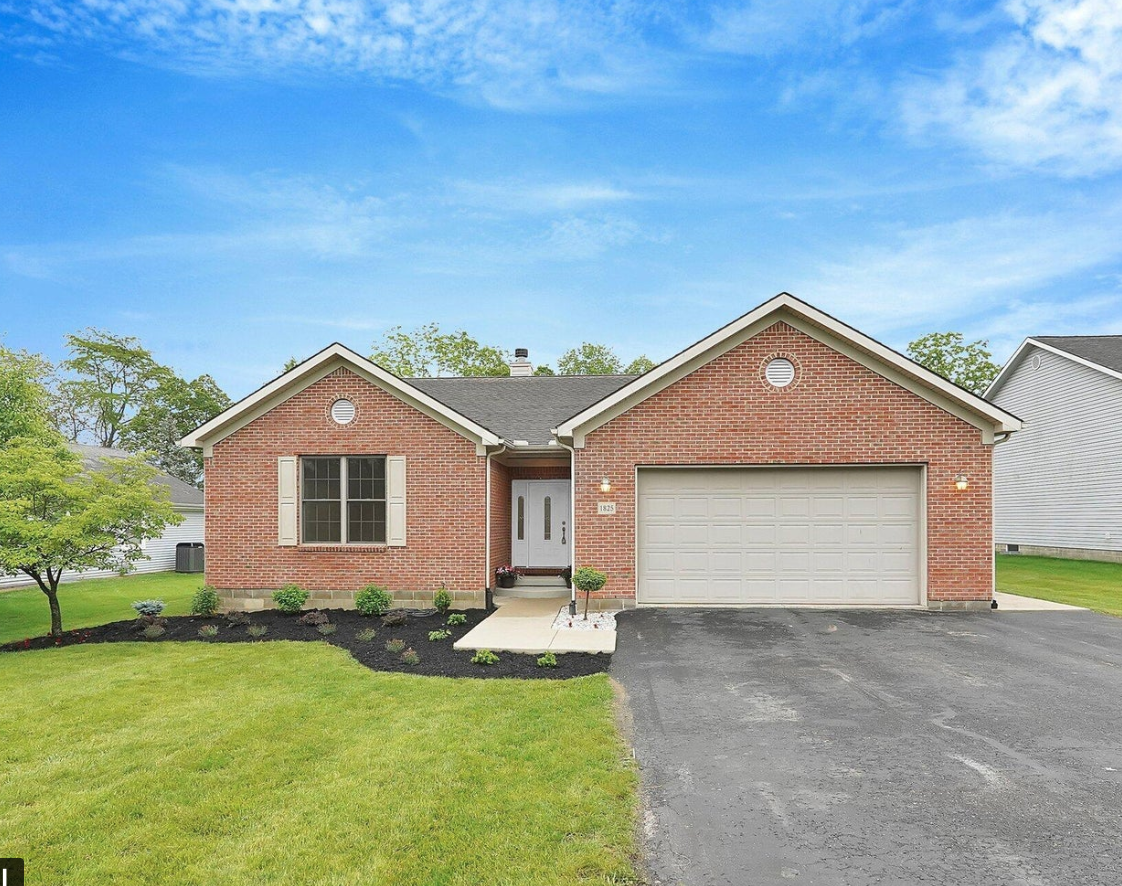 Kelly Hummell - E-Merge Real Estate in London, OH