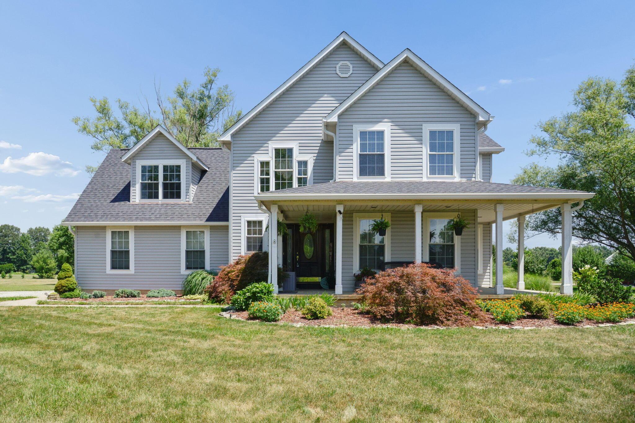 Kelly Hummell - E-Merge Real Estate in London, OH (5)