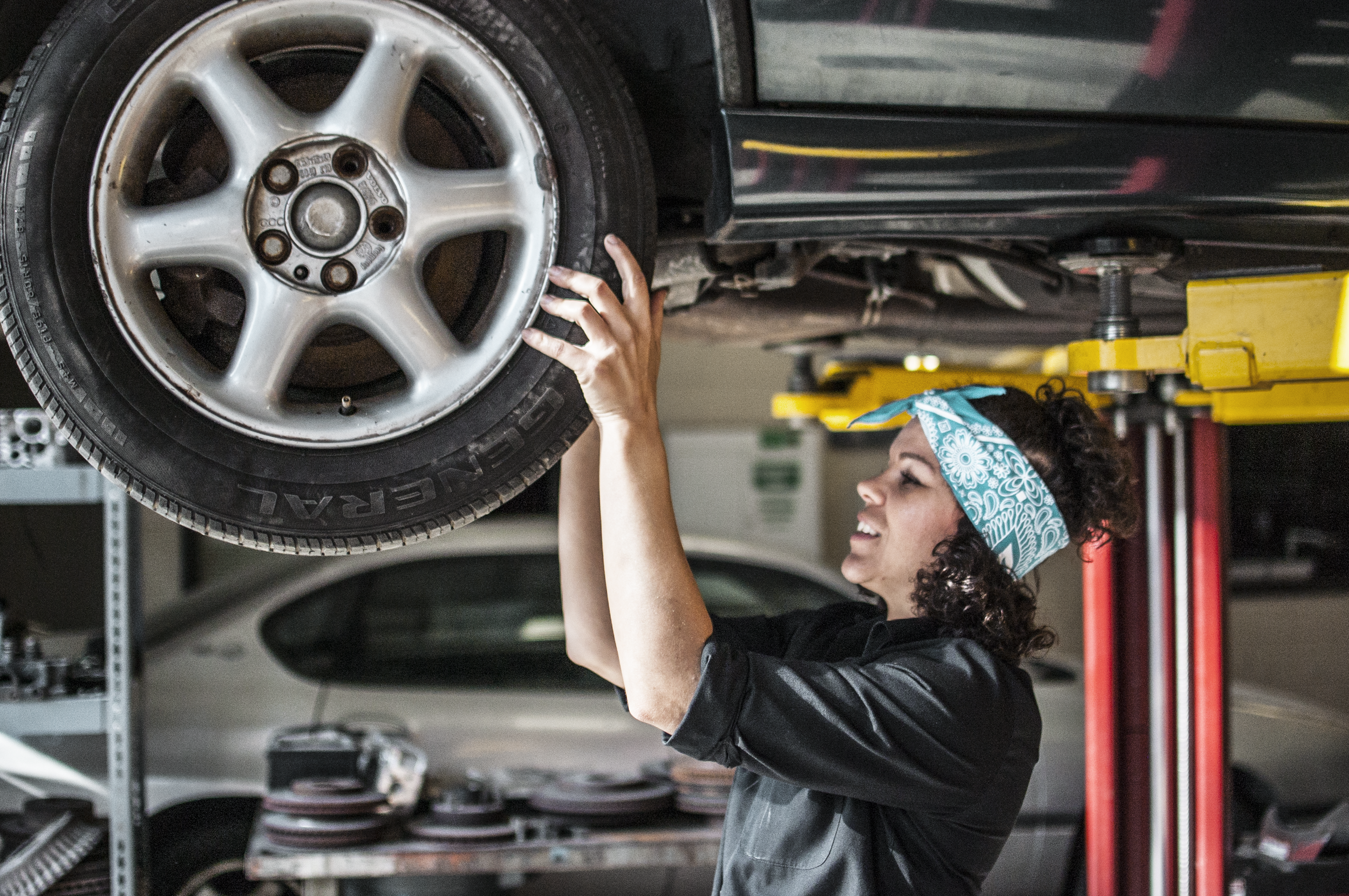 Girls Auto Clinic in Upper Darby, PA