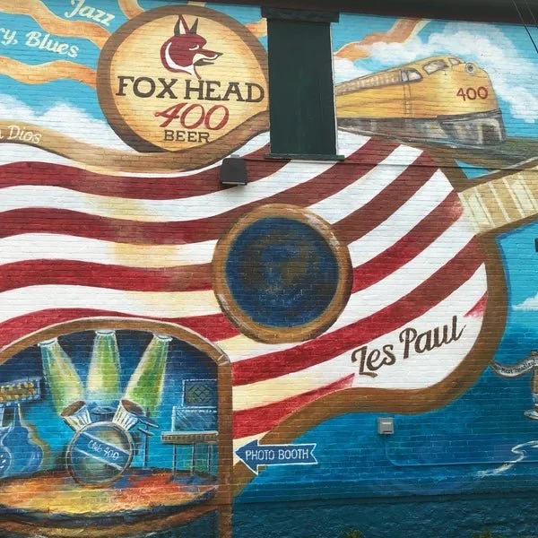 Club 400 Bar and Grill in Waukesha, WI (5)