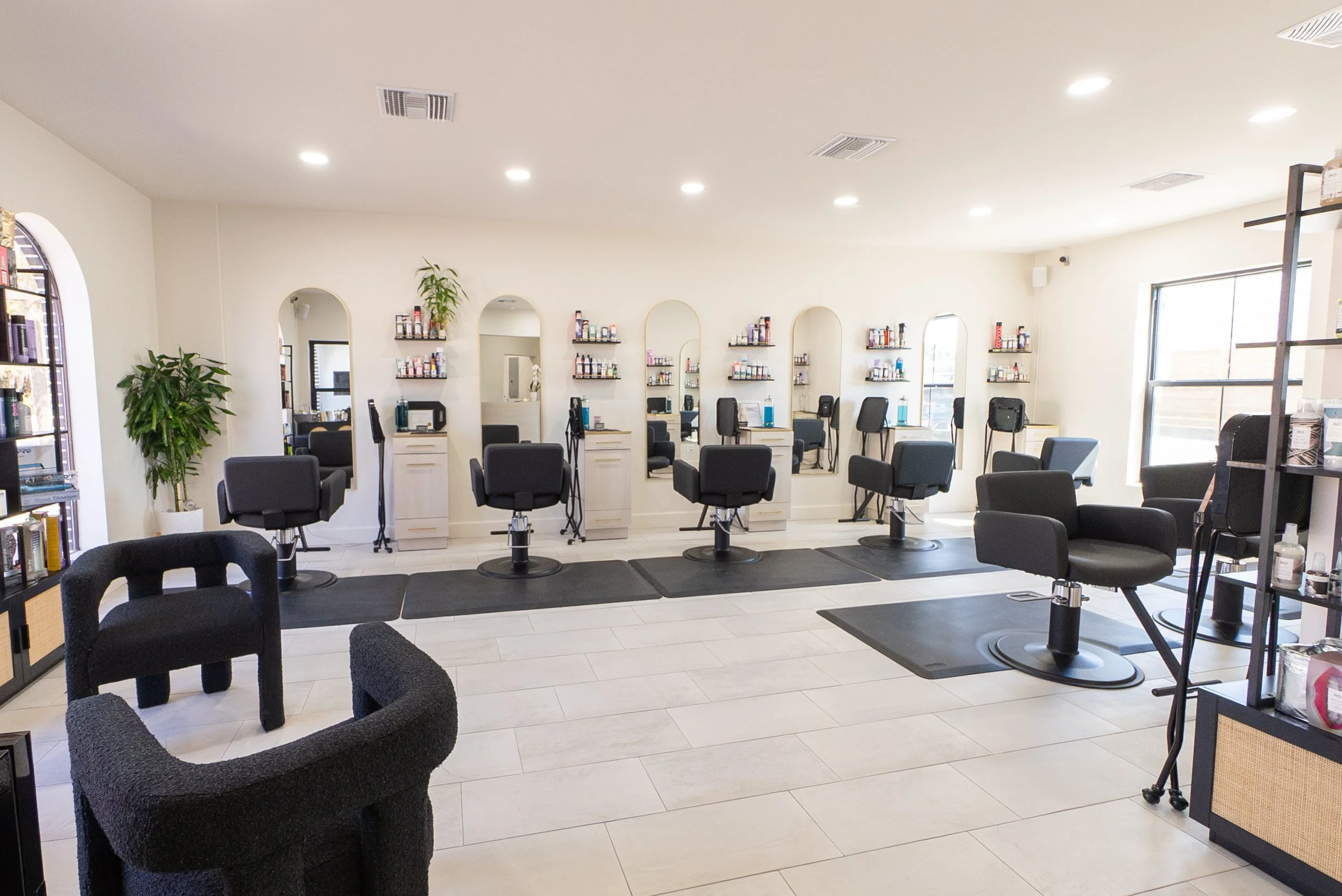 Tampa's Beauty Lounge in Tampa, FL (6)