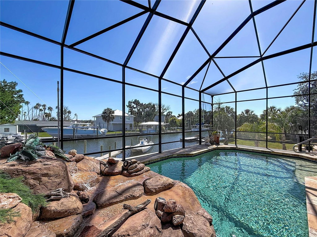 Plantation Realty, Inc. in Crystal River, FL (3)