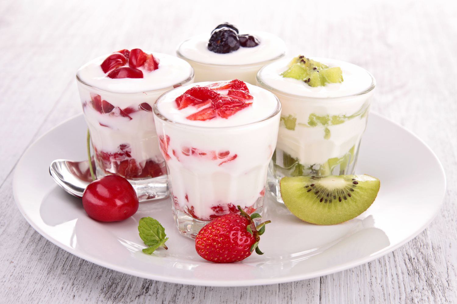 Smoothie Patrol & Coffee Mobile Catering Trucks in Bridgeport, CA (3)
