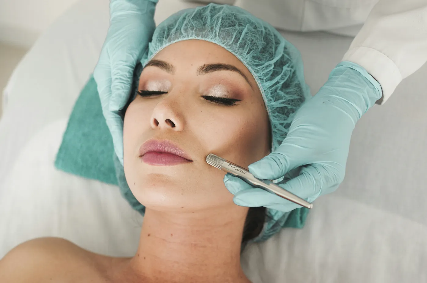 Lux Nails & Spa Nail salon peachtree cumming Ga in Cumming, GA (4)