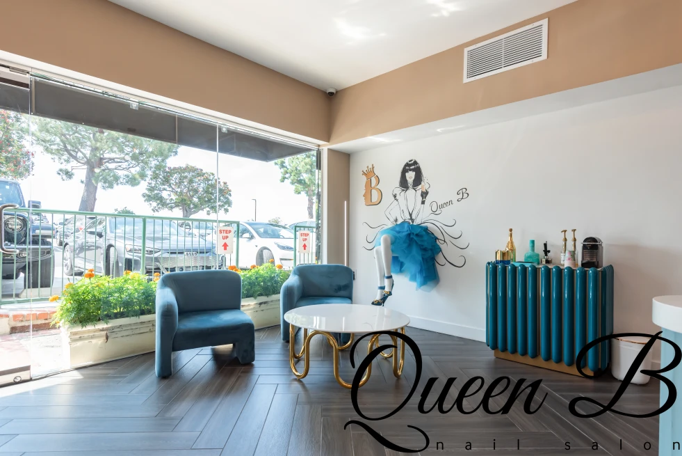 Queen B Nail Salon in West Hollywood, CA