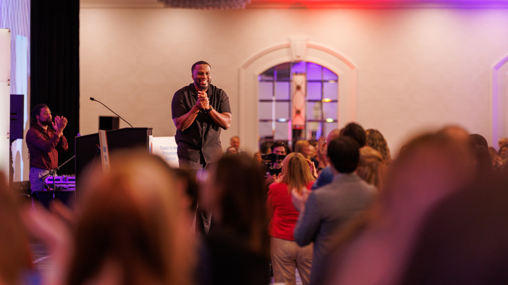 Jovan Glasgow | Transformational Keynote Speaker & Leadership Performance Expert in Dallas, TX (2)