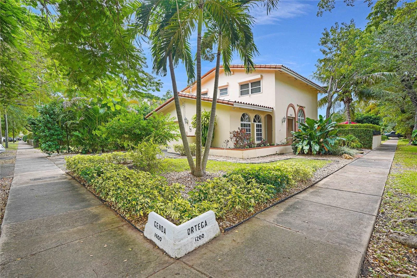 The Abraham Real Estate Group in Coconut Creek, FL (2)