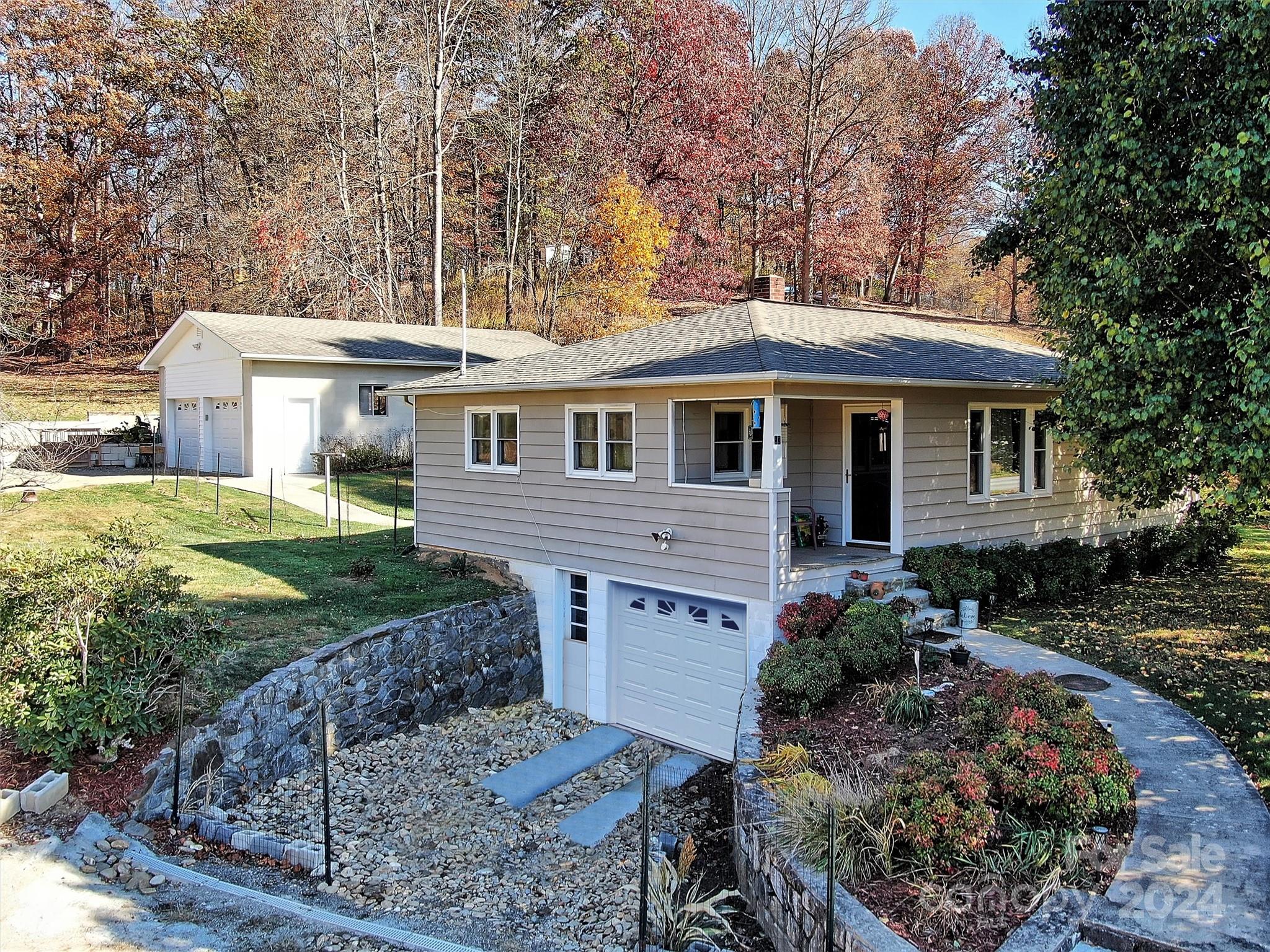 Angela McCoy Shuey, Realtor Nest Realty in Enka, NC (2)