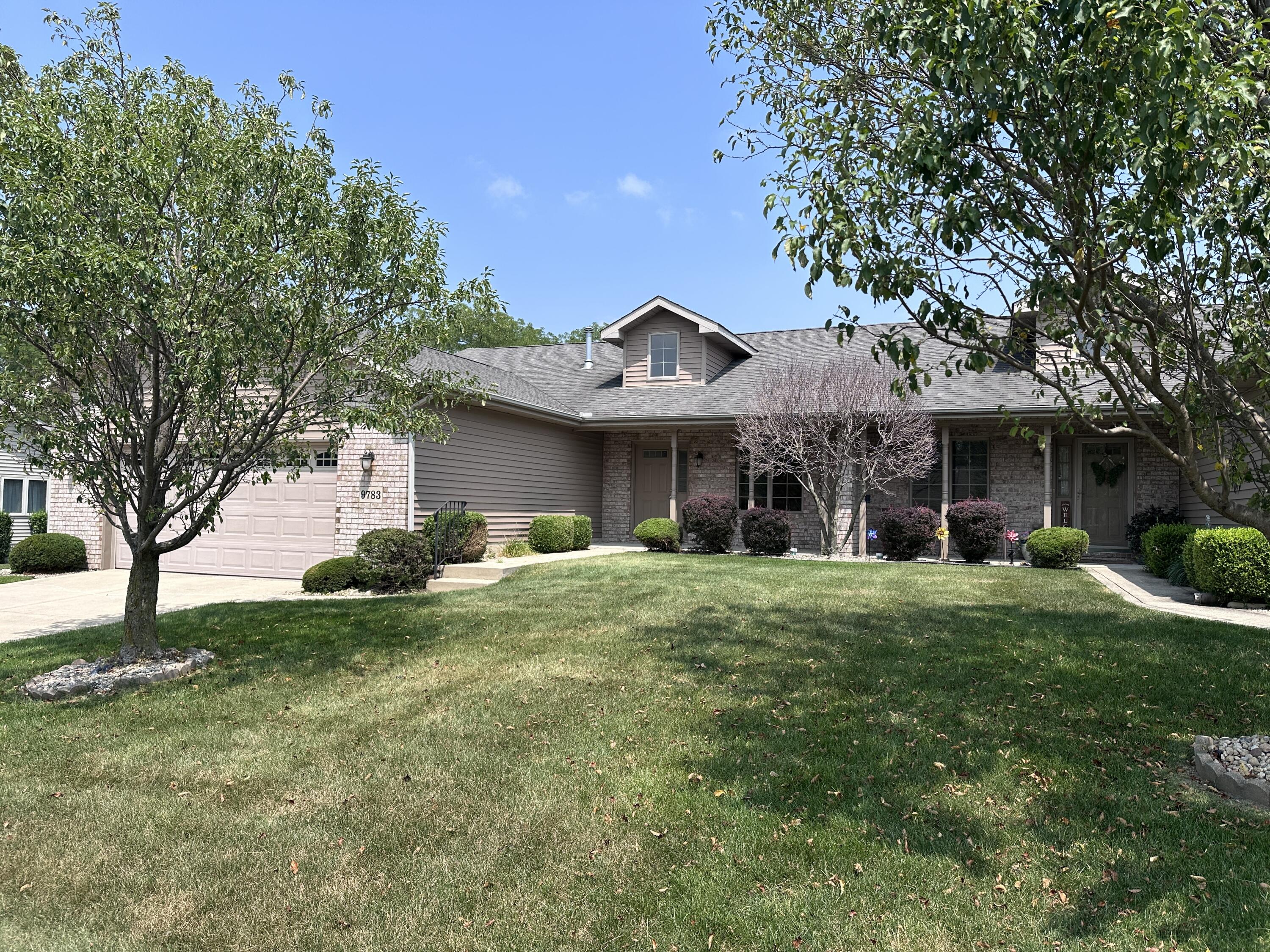 Vanessa Situ, Realty Executives Premier in Schererville, IN
