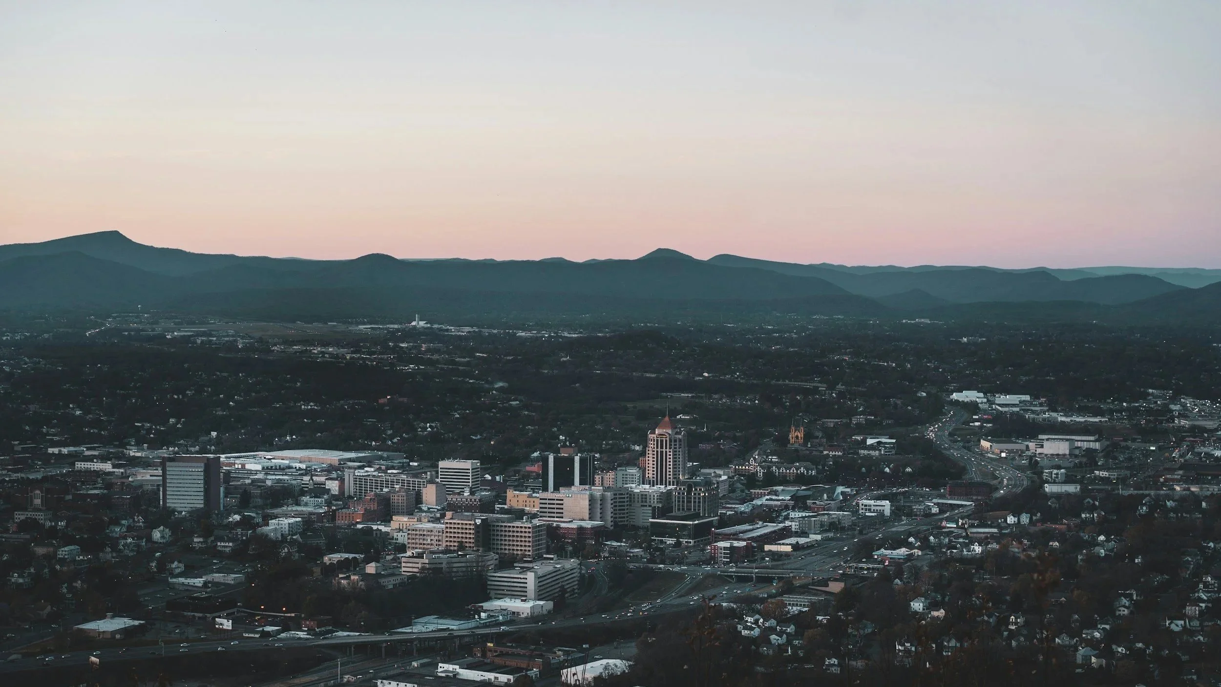 Realtor- Danielle Boone-Soldbydboone.com in Roanoke, VA (4)