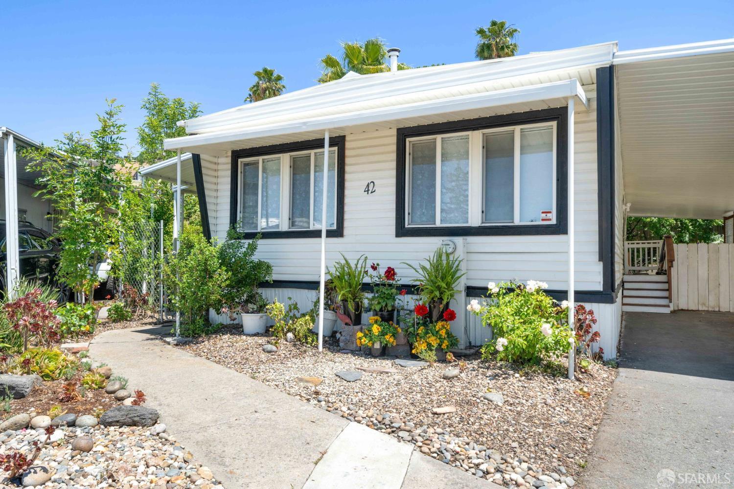 Kayla Viola - REALTOR and Founder of Mirror Real Estate - Residential Real Estate Agent in Concord, CA in Oakland, CA