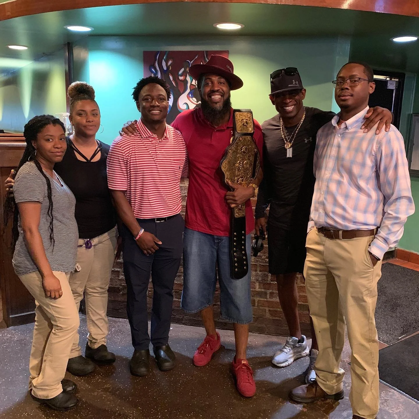 Kiki's Chicken and Waffles in Columbia, SC (4)