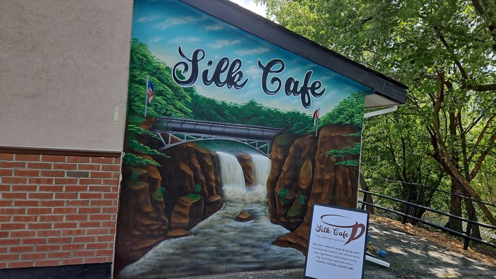 Silk Cafe in Paterson, NJ (2)