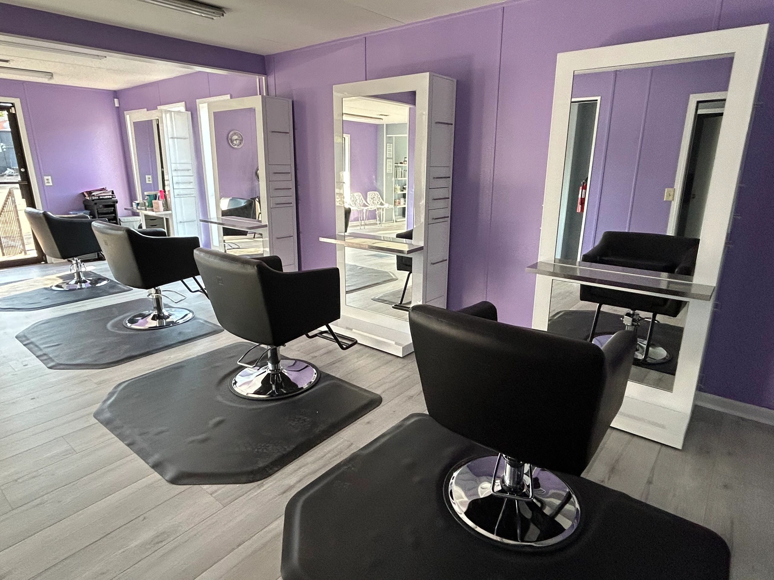 Bombshells Beauty Bar in Dunn, NC