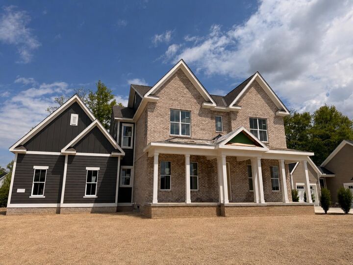 Kennisha Cunningham, REALTOR® - Coldwell Banker Realty in Gahanna, OH (6)