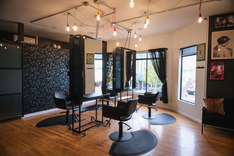 Black Dagger Hair in San Diego, CA (5)