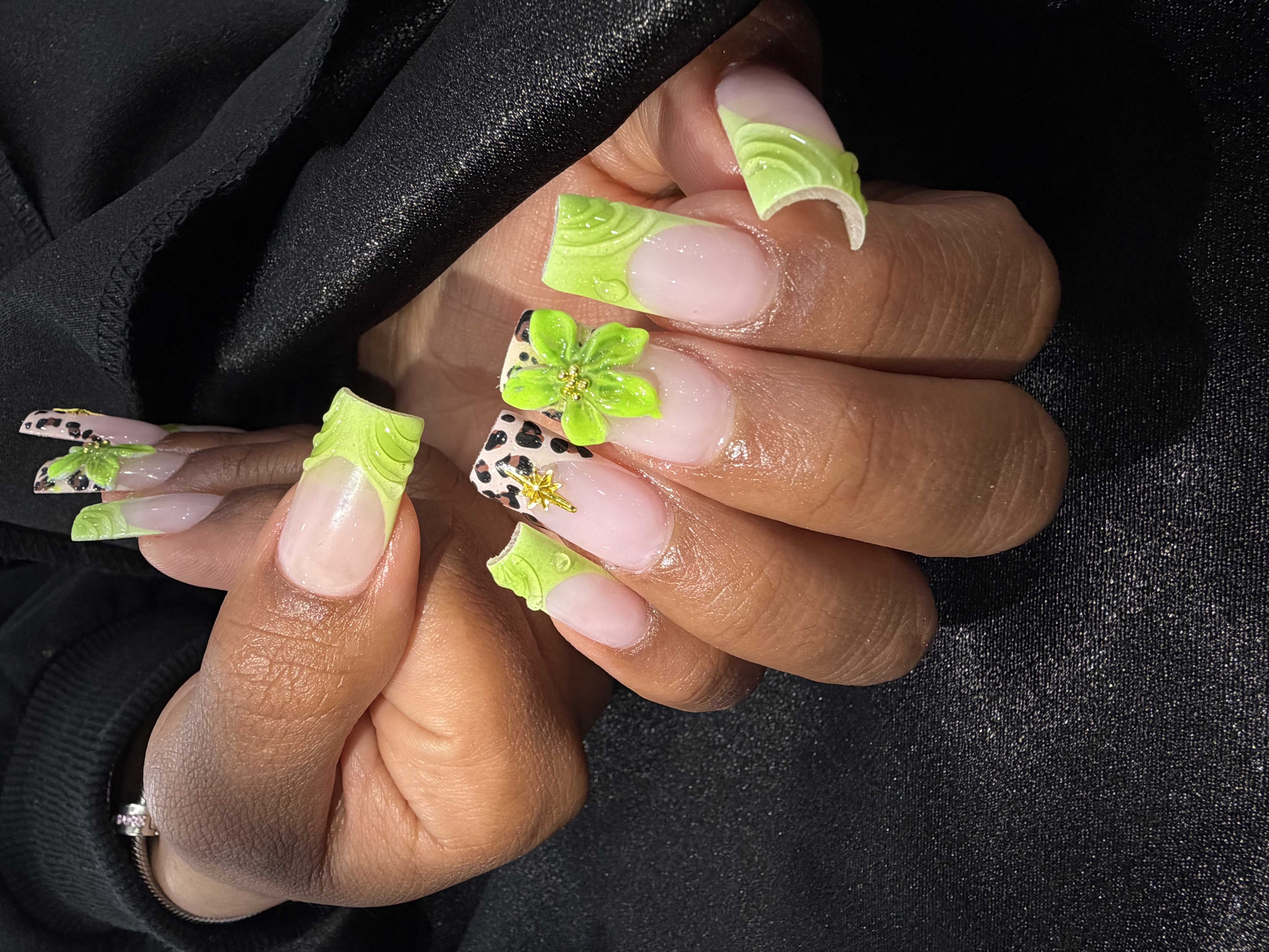 Golden File Nail Spa in Lake Forest, CA