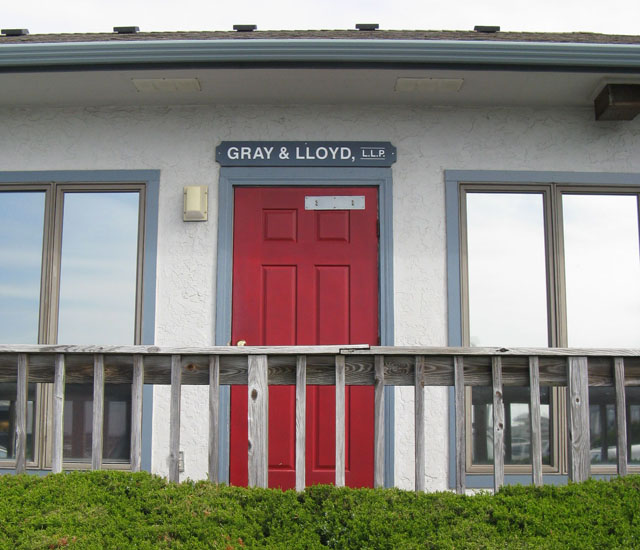 Gray & Lloyd LLP in Kill Devil Hills, NC (3)
