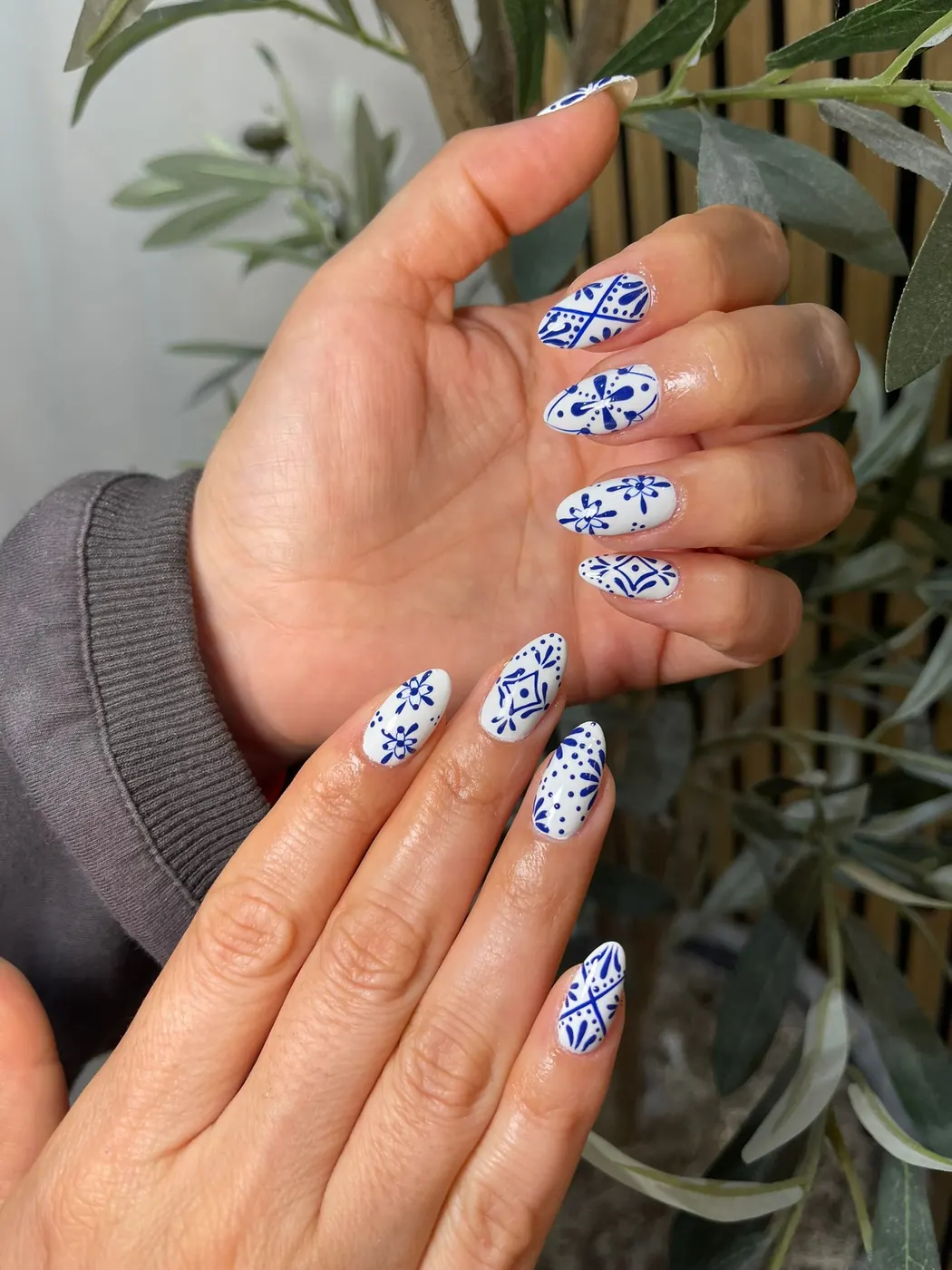 MOI Nails Studio in Los Angeles, CA