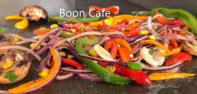 Boon Cafe' (Fusion Restaurant) in Norridge, IL (6)