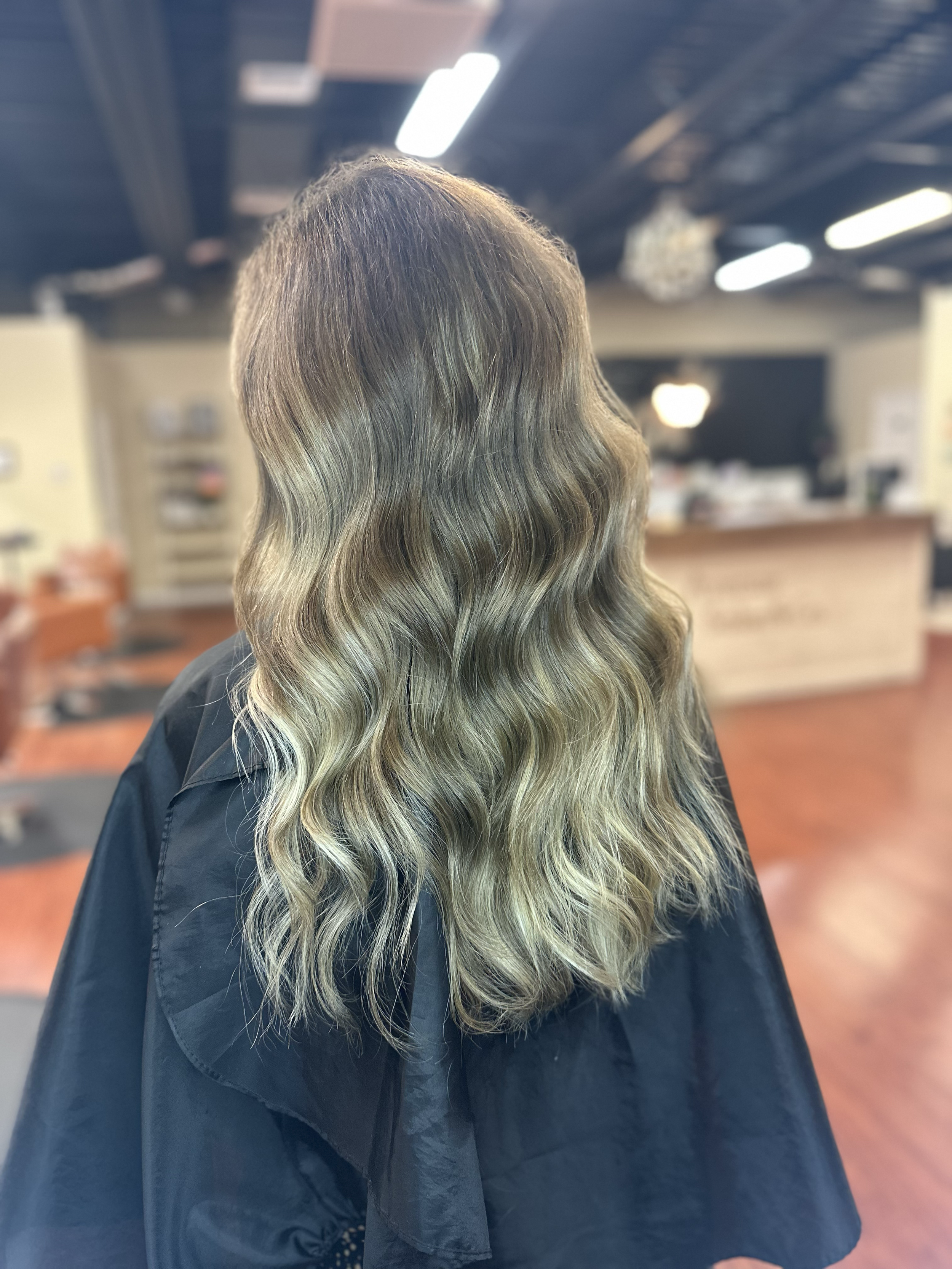 Avenue Salon & Co in Okeechobee, FL
