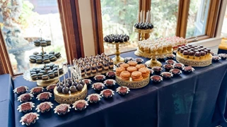 The Naked Cupcake in Orlando, FL (5)