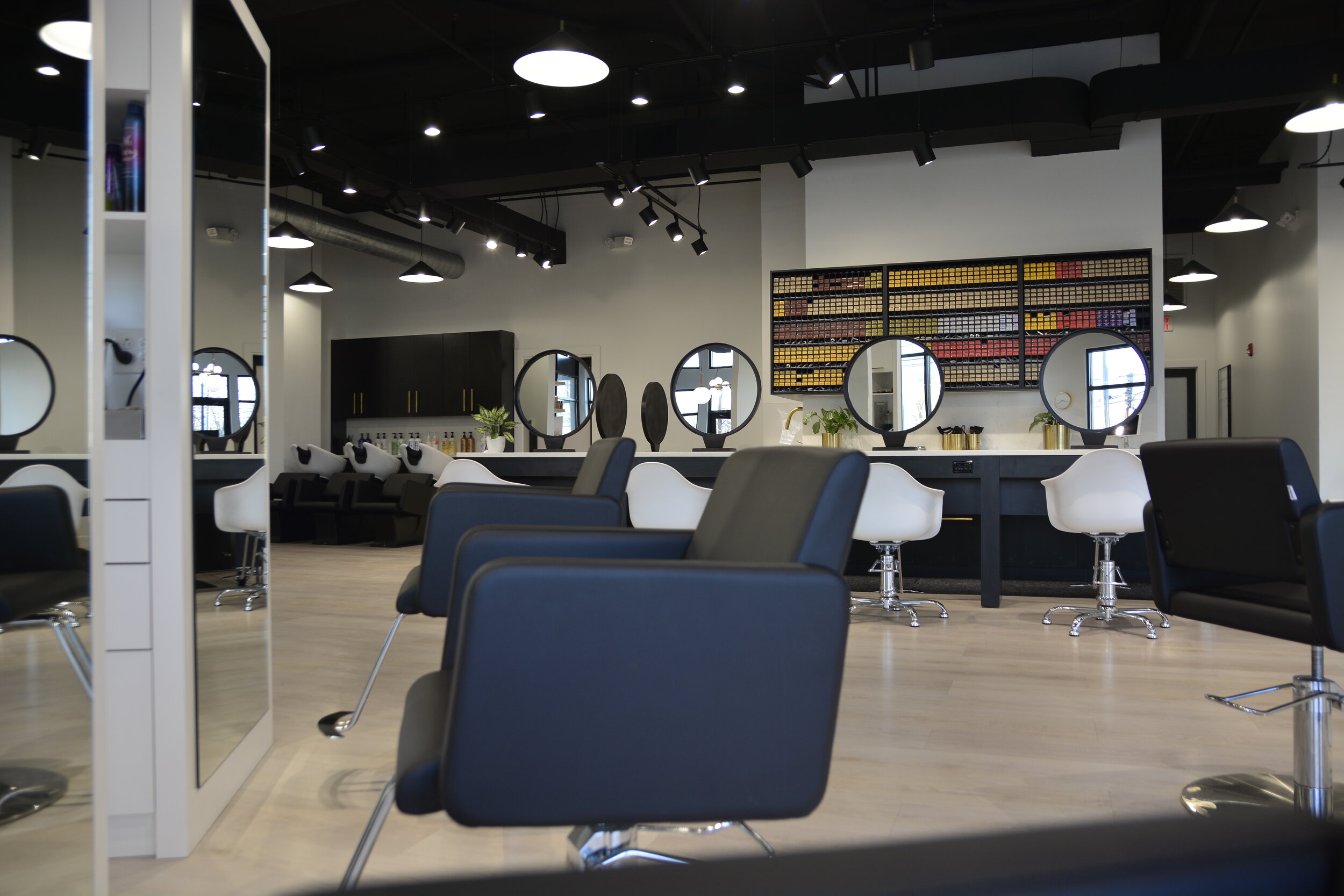 Lennon Brooks Salon in Paramus, NJ (4)