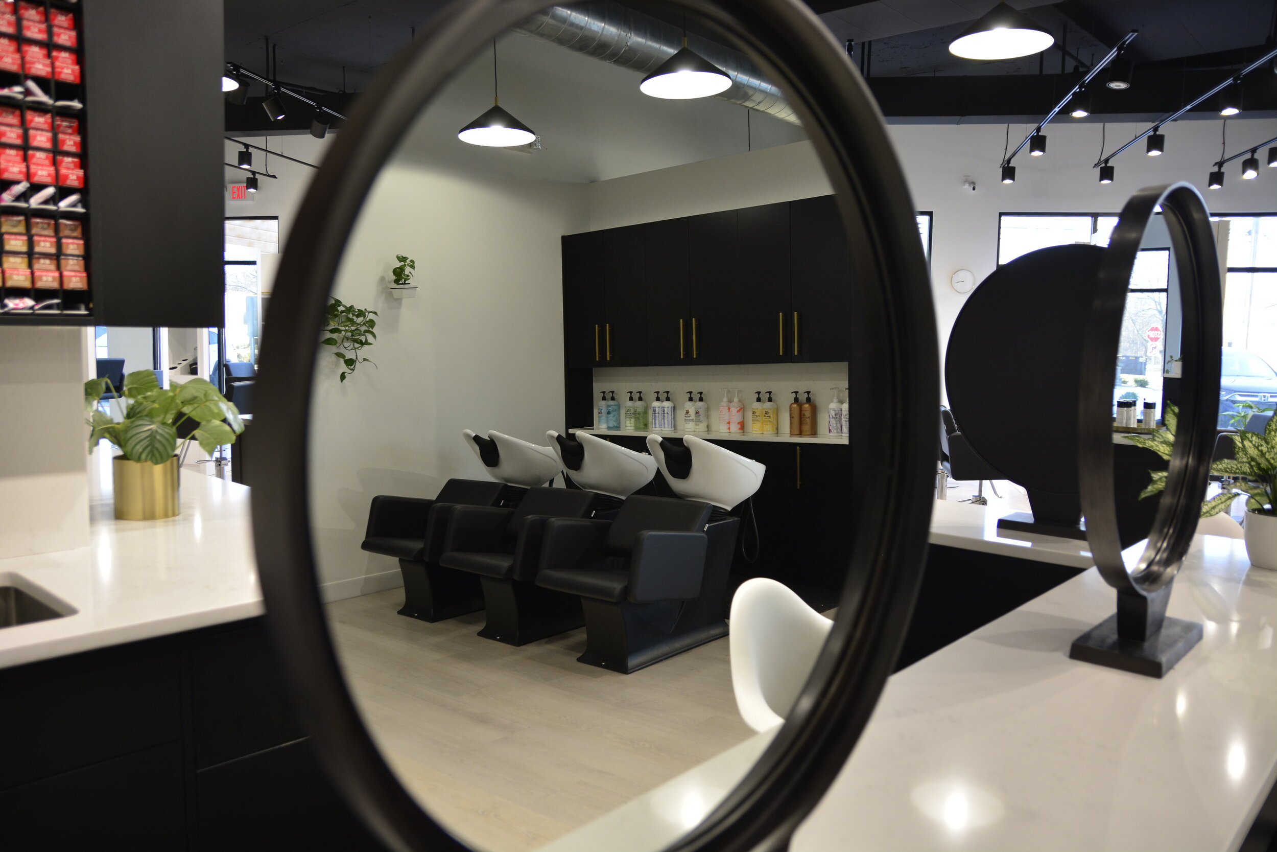 Lennon Brooks Salon in Paramus, NJ (5)