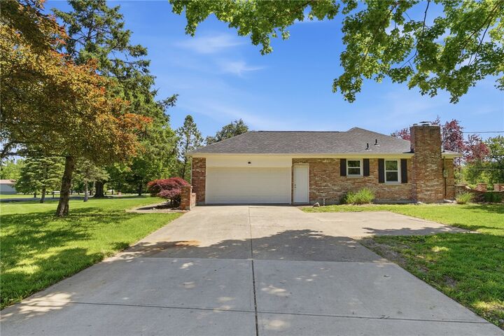 Missy Lawwill, Coldwell Banker Heritage in Middletown, OH (3)