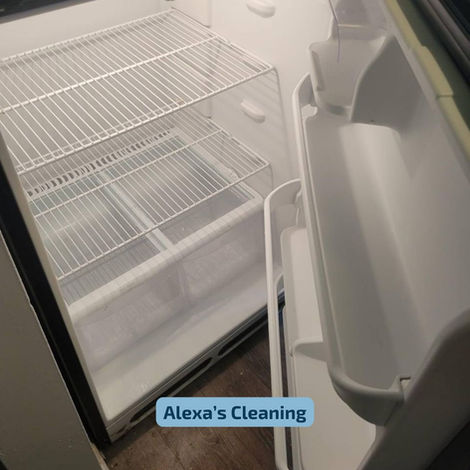 Alexa's Cleaning in Newark, NJ (4)