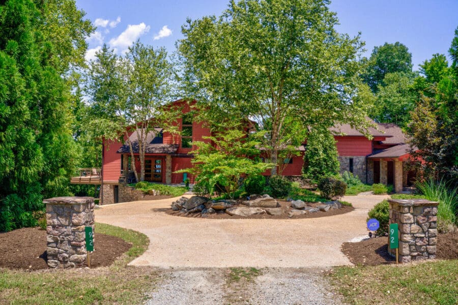 Karin Kuhn Realtor in Clarksville, VA