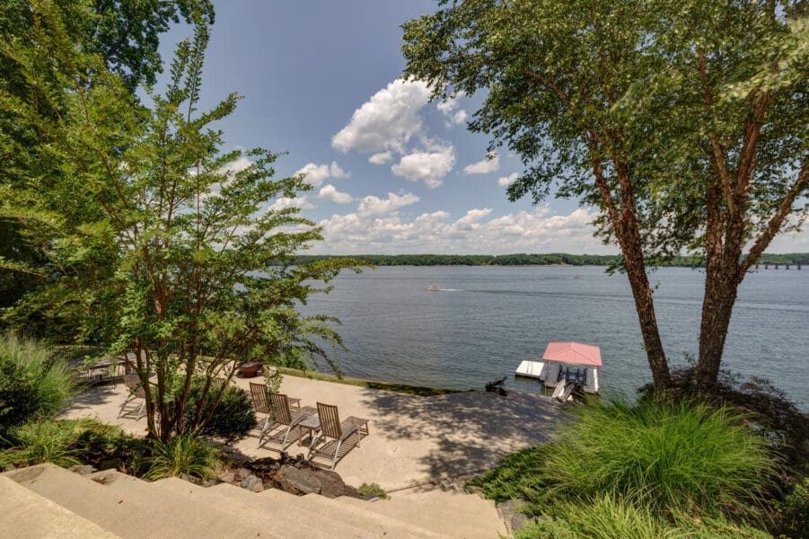 Karin Kuhn Realtor in Clarksville, VA (3)