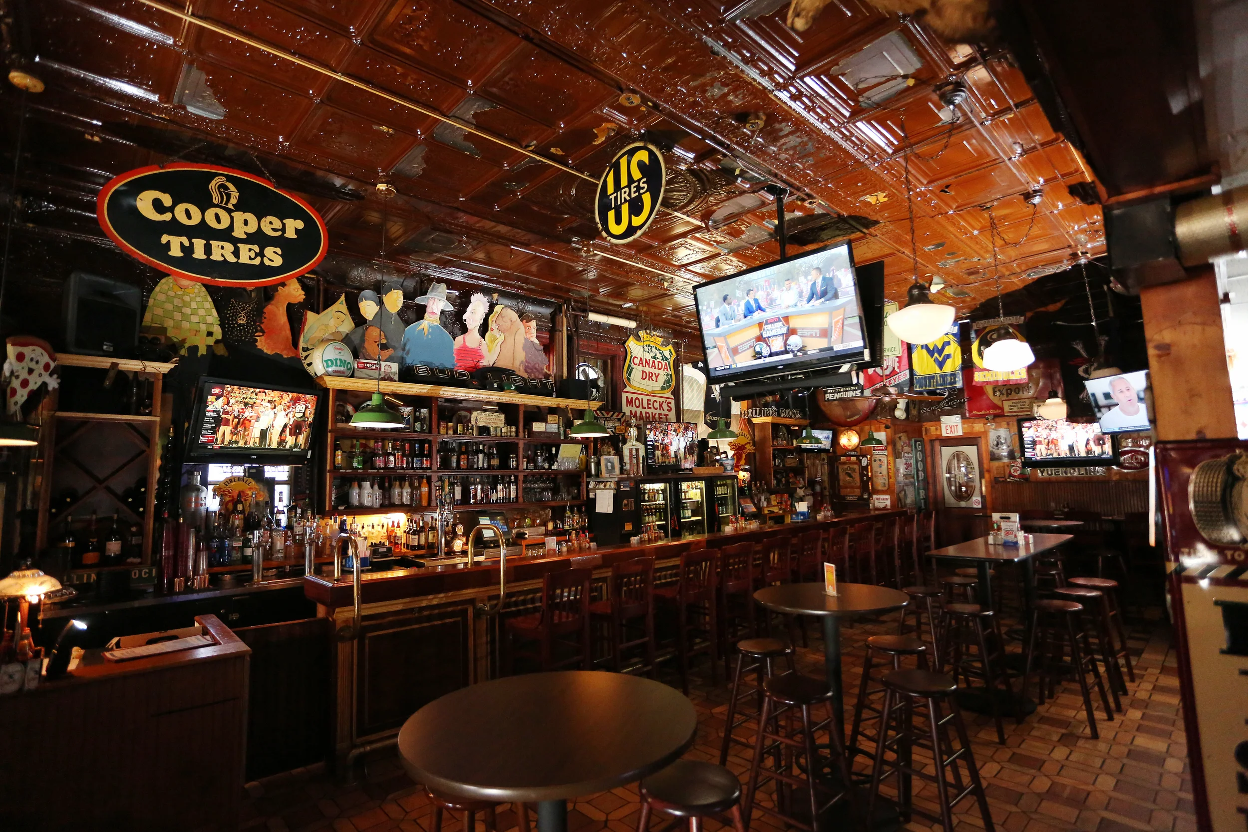 Titlow Tavern & Grille in Uniontown, PA (4)