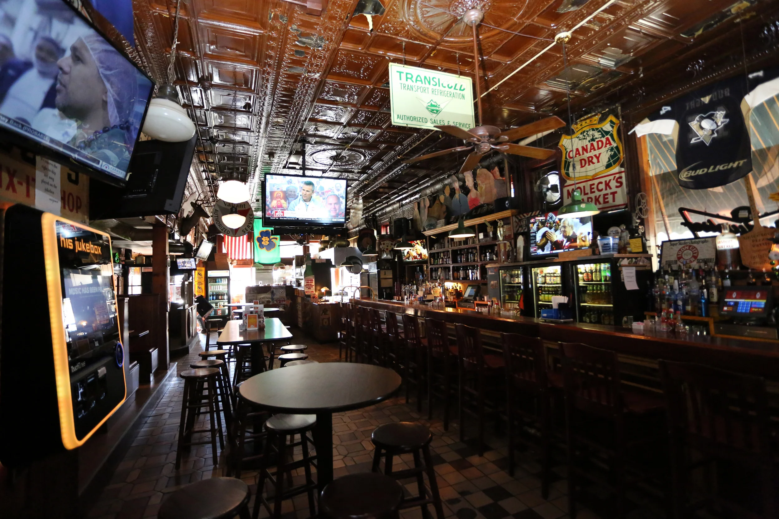 Titlow Tavern & Grille in Uniontown, PA (5)