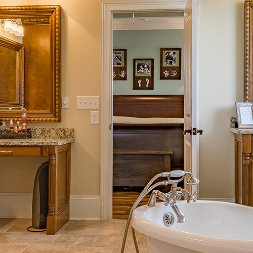 The SOLD Sisters, Kerri Swearingen and Chrissy Ham, Realtors in Forsyth, GA (5)