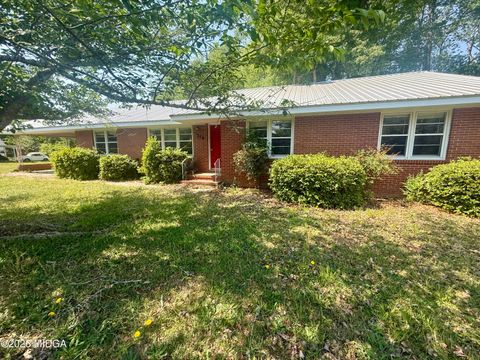 The SOLD Sisters, Kerri Swearingen and Chrissy Ham, Realtors in Forsyth, GA (6)