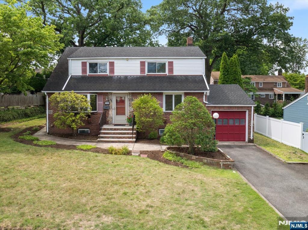 Stacy Esser Group in Tenafly, NJ (6)
