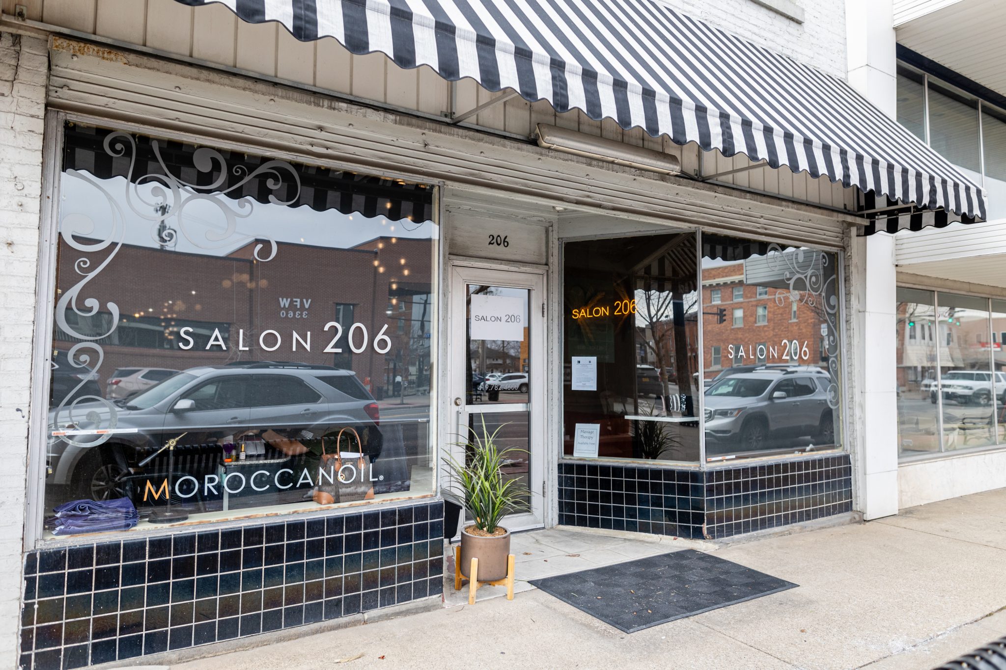 Salon 206 in Defiance, OH