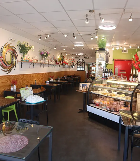 Around the World Cafe Bakery in Indialantic, FL (4)