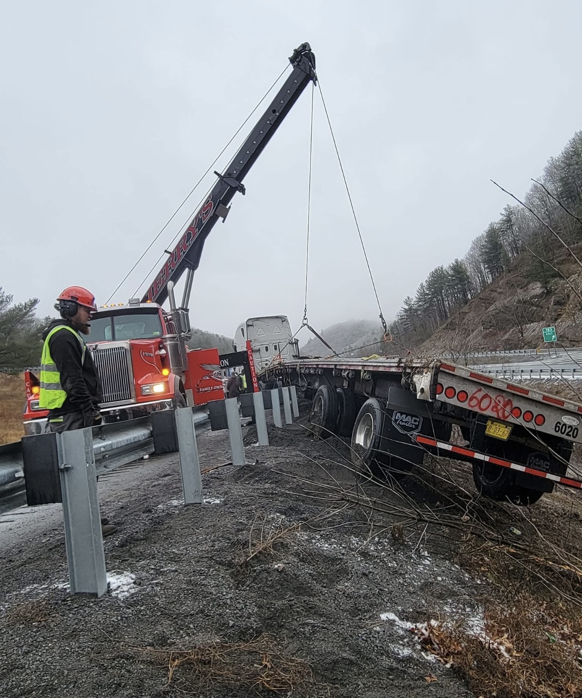 Smith's Towing & Automotive in Alderson, WV